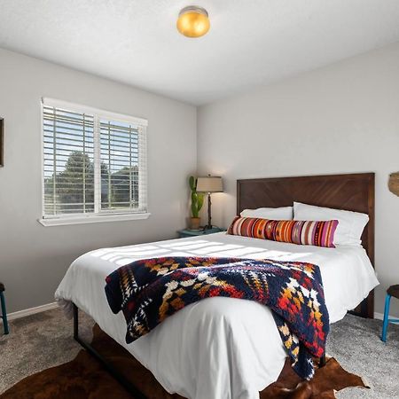 Southwestern Style 4 Bedroom Nampa Home Sleeps 16! Dış mekan fotoğraf