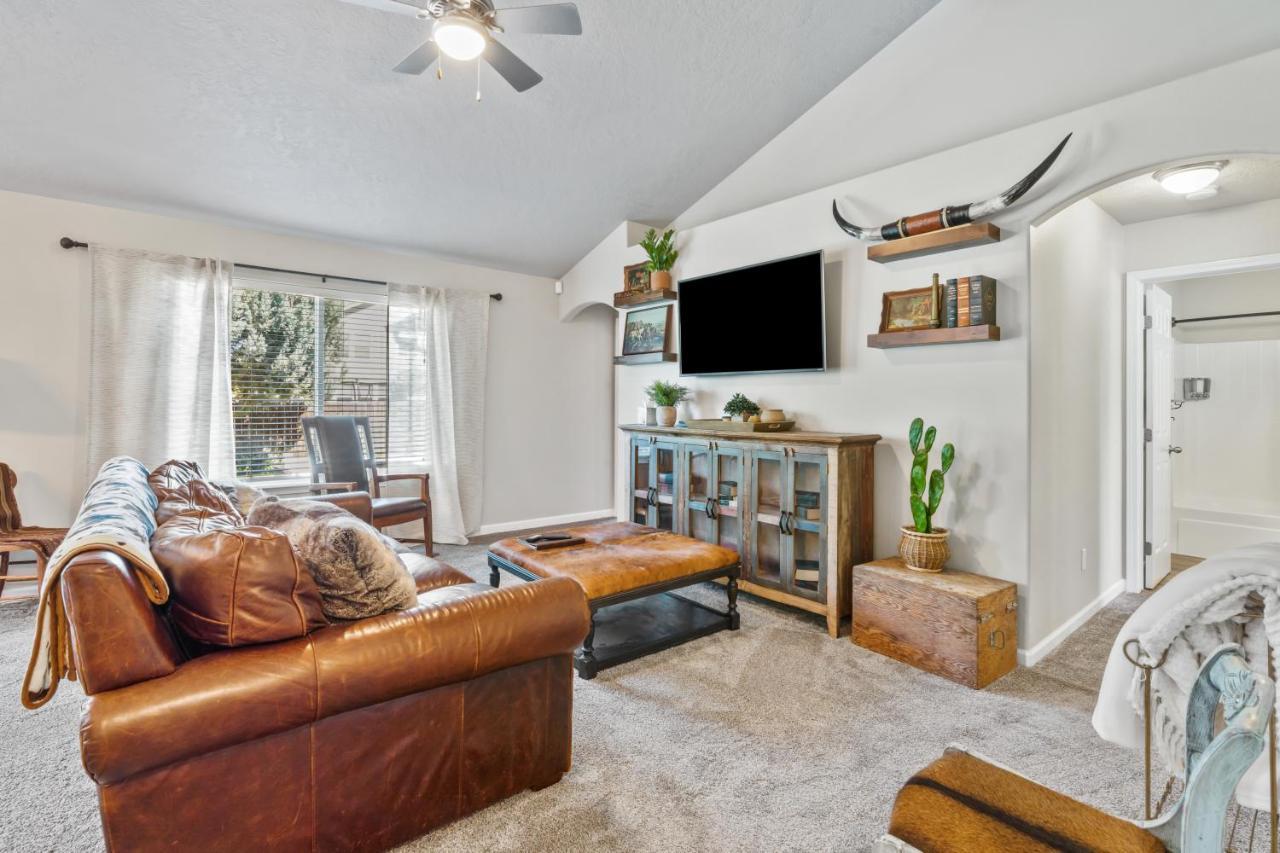 Southwestern Style 4 Bedroom Nampa Home Sleeps 16! Dış mekan fotoğraf